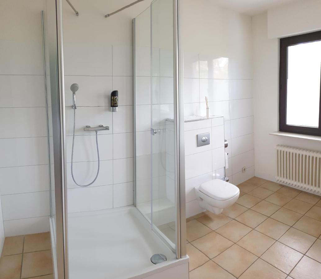 Wolfschlucht Hotell Rodgau Exteriör bild